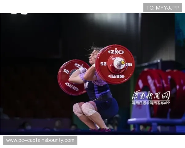 十五运会女子64公斤级举重决赛:成都体院方淋总成绩249公斤夺金 十五运会女子64公斤级举重决赛:成都体院方淋总成绩249公斤夺金
